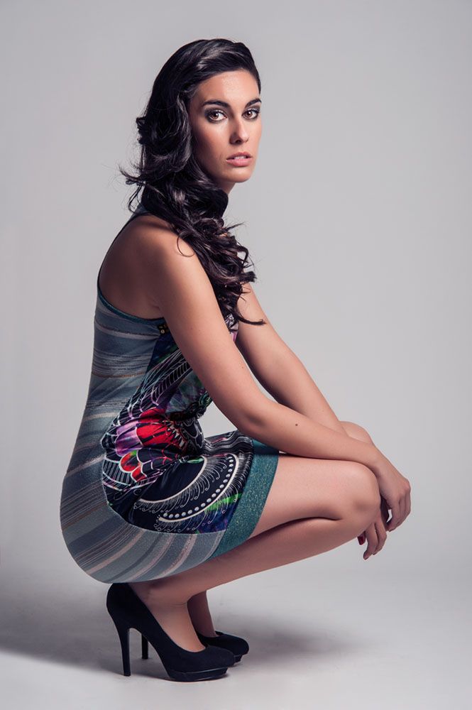 Sesión de moda y estilismo, Book fotográfico en Santander, Fotógrafo de moda, London Studio, Reportaje de moda en Cantabria